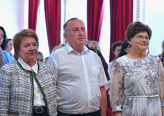 ���� ������ � � �������� �������: ������������ ������ ������ ��������� ���������� �������� ����������� ���������